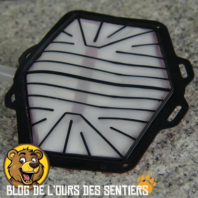 Le large préfiltre en gille très fine situé en amon de la cartouche filtrante de l'hyperflow msr, la cartouche principale ne se colmate pas