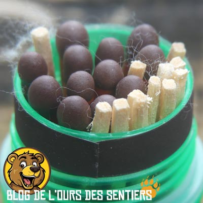 Agrées OTAN pour les forces armées du monde, les allumettes tempête BCB International sont une référence dans le milieu de la survie et du bushcraft