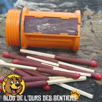 La boite étanche pour allumettes UCO est de grande robustesse et étanche pour bien protéger vos allumes feux
