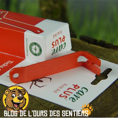Le tire tique au format pied de biche est facile d'utilisation mais pas forcément pratique en fonction de la taille de la tique