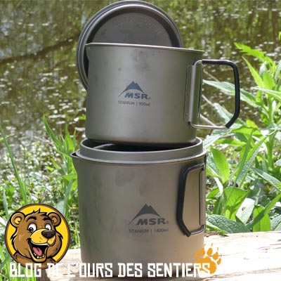 A cause de la poignée du couvercle de la bouilloire MSR en titane qui dépasse, il n'est pas possible d'empiler les deux modèles de pots de cuisson msr
