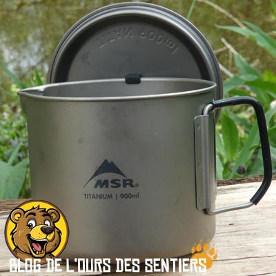 La kettle titan msr est une bouilloire robuste et légère idéale pour randonner léger