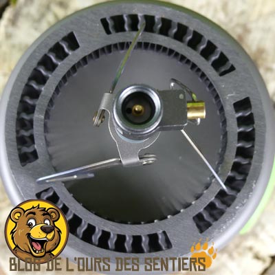 les popotes avec échangeur thermique ne sont pas très adaptées au support du réchaud BRS 3000T