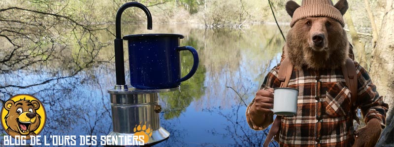 Préparer un café espresso sur son bivouac est très facile avec la cafetière portable origin outdoors