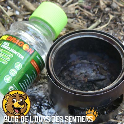 Le gel dragon BCB dans un réceptacle adapté sera un très bon combustible pour le réchaud Evernew