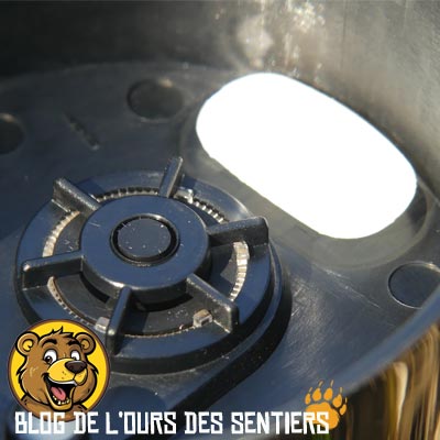 Une membrane en silicone permet d'étanchéifier le bec d'hydratation de la gourde filtre UV Origin Outdoors