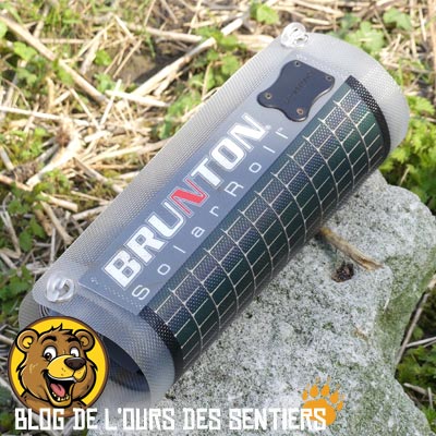 Facile à ranger et transporter, le panneau solaire enroulable assure un gain de place optimisé une fois rangé