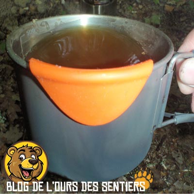 comment enlever la suie sur une casserole avec du jus de citron