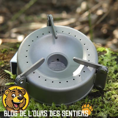 Ultra léger avec sa conception intégralement en titane, le réchaud triad vargo est multi combustible, le compagnon de vos bivouacs de l'ultra light